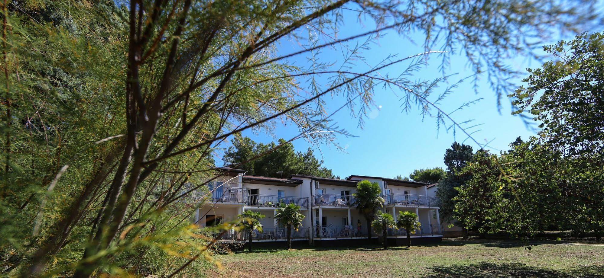 Ai Pini Medulin Resort エクステリア 写真